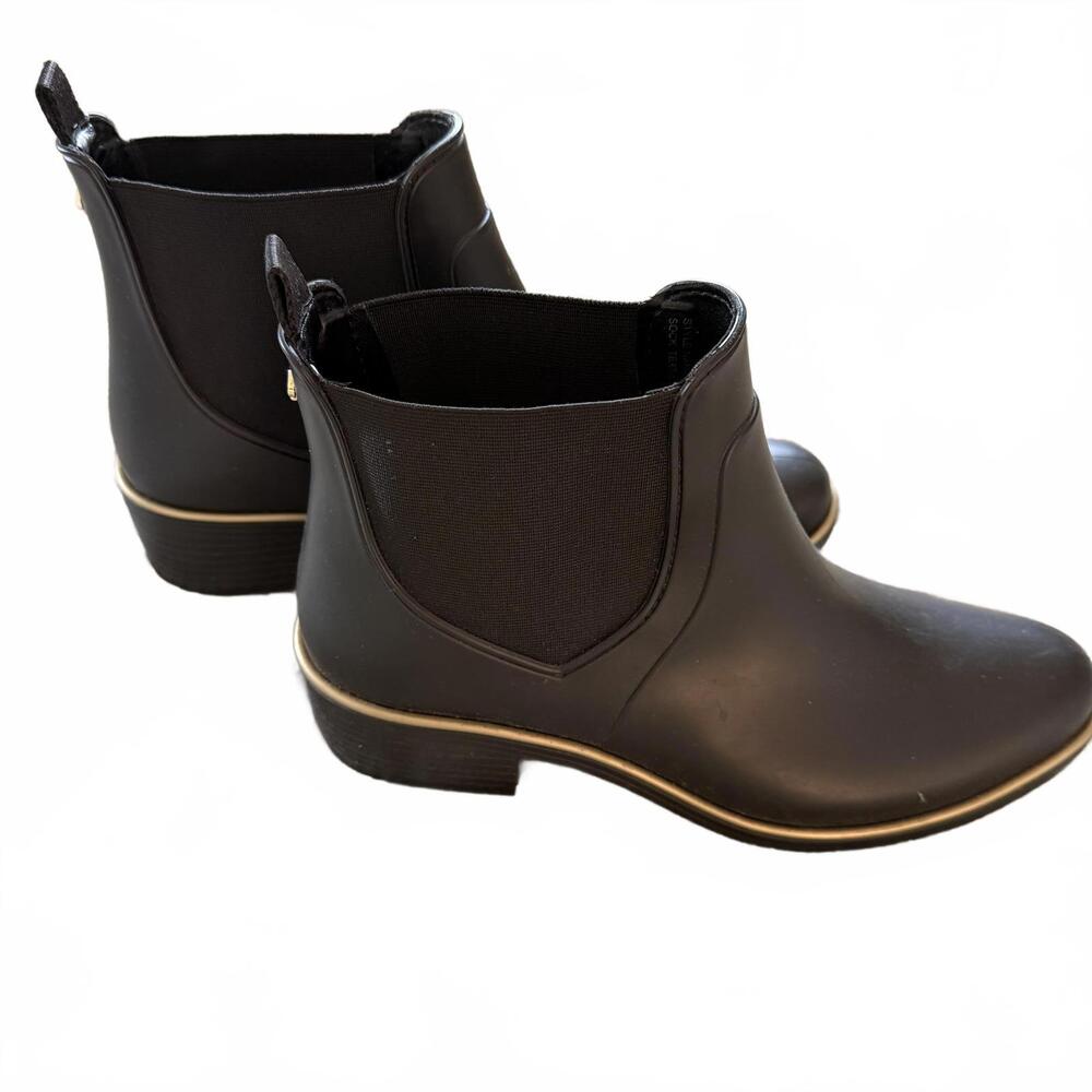 KATE SPADE New York Suzanne Matte Black Rain Boots Womens Size 7B Quiet Luxury